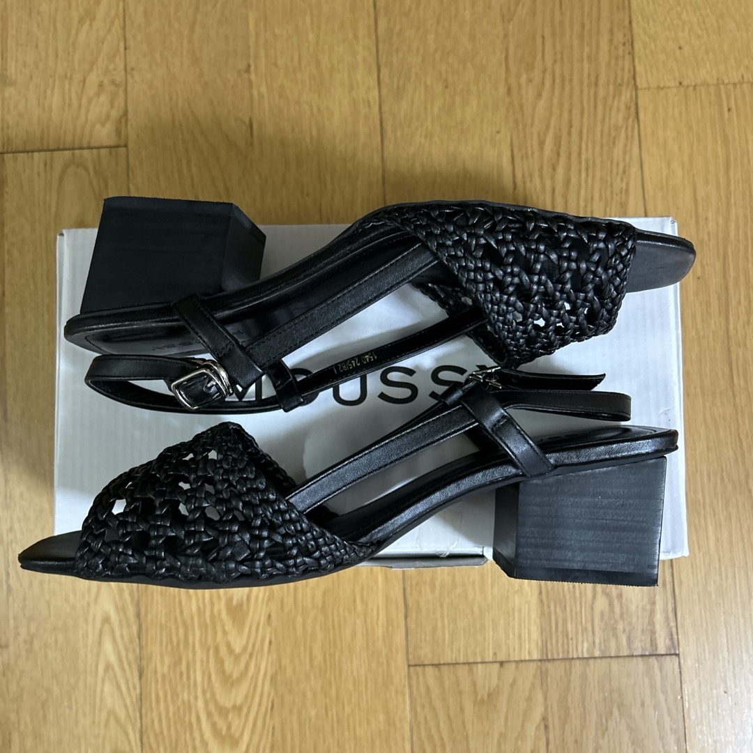 AZUL by moussy(アズールバイマウジー)のＭＯＵＳＳＹ　サンダル　Ｌ レディースの靴/シューズ(サンダル)の商品写真