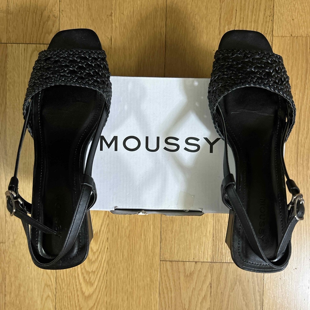 AZUL by moussy(アズールバイマウジー)のＭＯＵＳＳＹ　サンダル　Ｌ レディースの靴/シューズ(サンダル)の商品写真