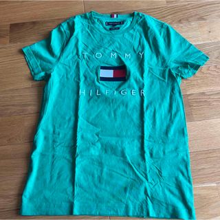 トミーヒルフィガー(TOMMY HILFIGER)の１回着用tommy hilfigerトミーヒルフィガー Tシャツ　M(Tシャツ(半袖/袖なし))