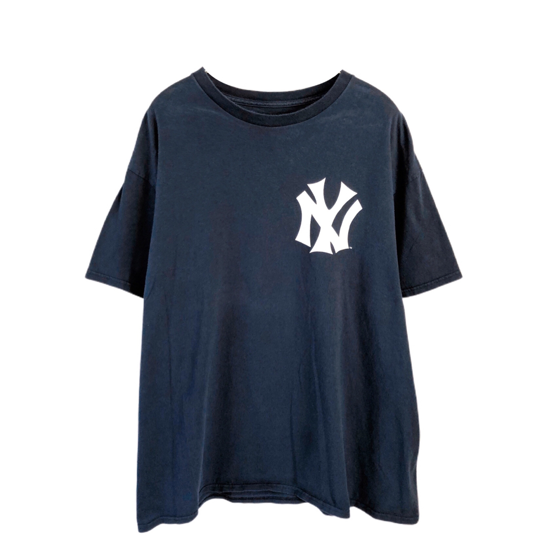 Majestic(マジェスティック)のMLB　ヤンキース　Munson　永久欠番15　Tシャツ　XL　紺　USA古着 メンズのトップス(Tシャツ/カットソー(半袖/袖なし))の商品写真