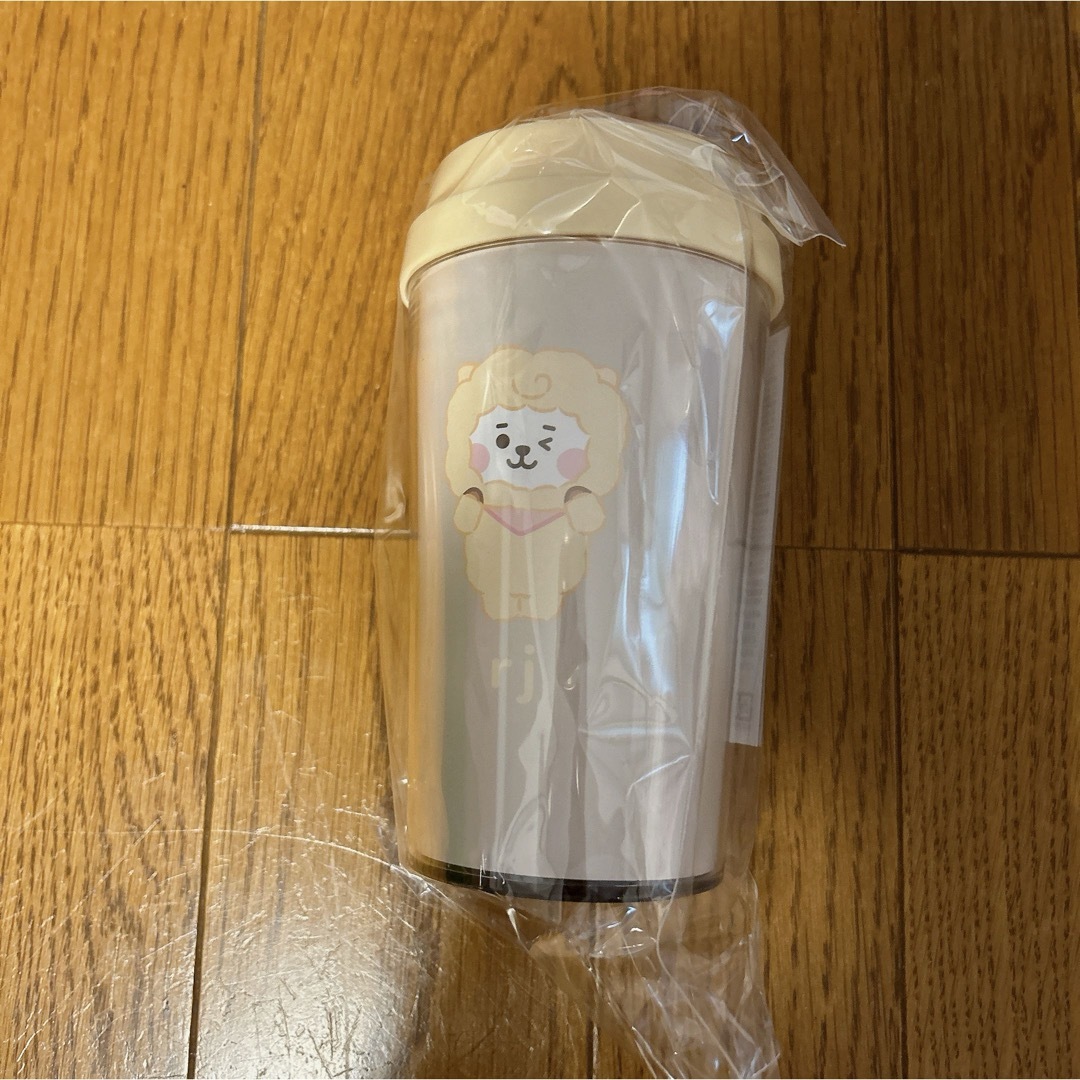 BT21(ビーティーイシビル)の新品未開封！BT21＊ティッシュボックスカバー＆タンブラー RJ 2点セット エンタメ/ホビーのおもちゃ/ぬいぐるみ(キャラクターグッズ)の商品写真