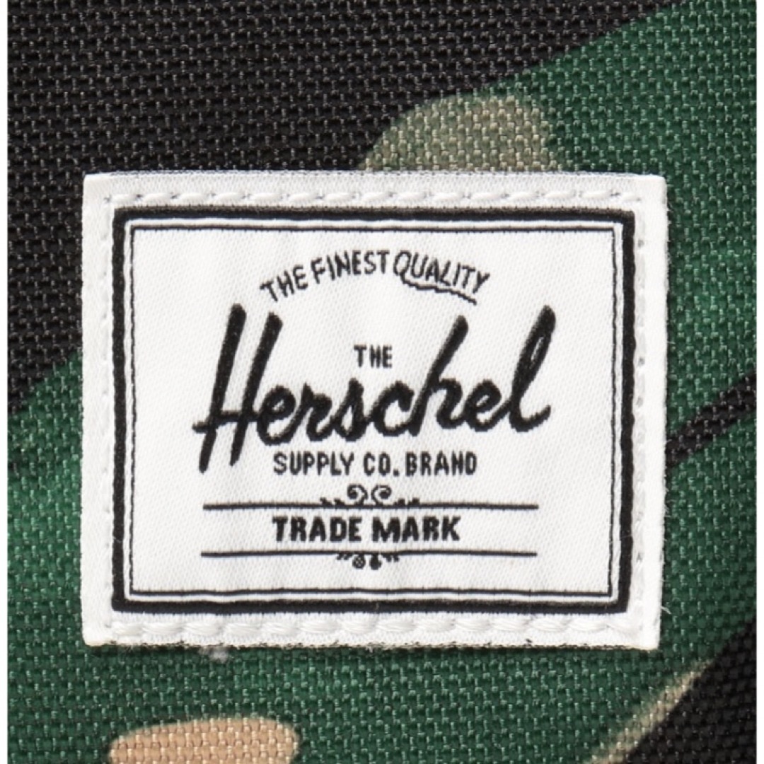 HERSCHEL(ハーシェル)の迷彩　リュック キッズ/ベビー/マタニティのこども用バッグ(リュックサック)の商品写真