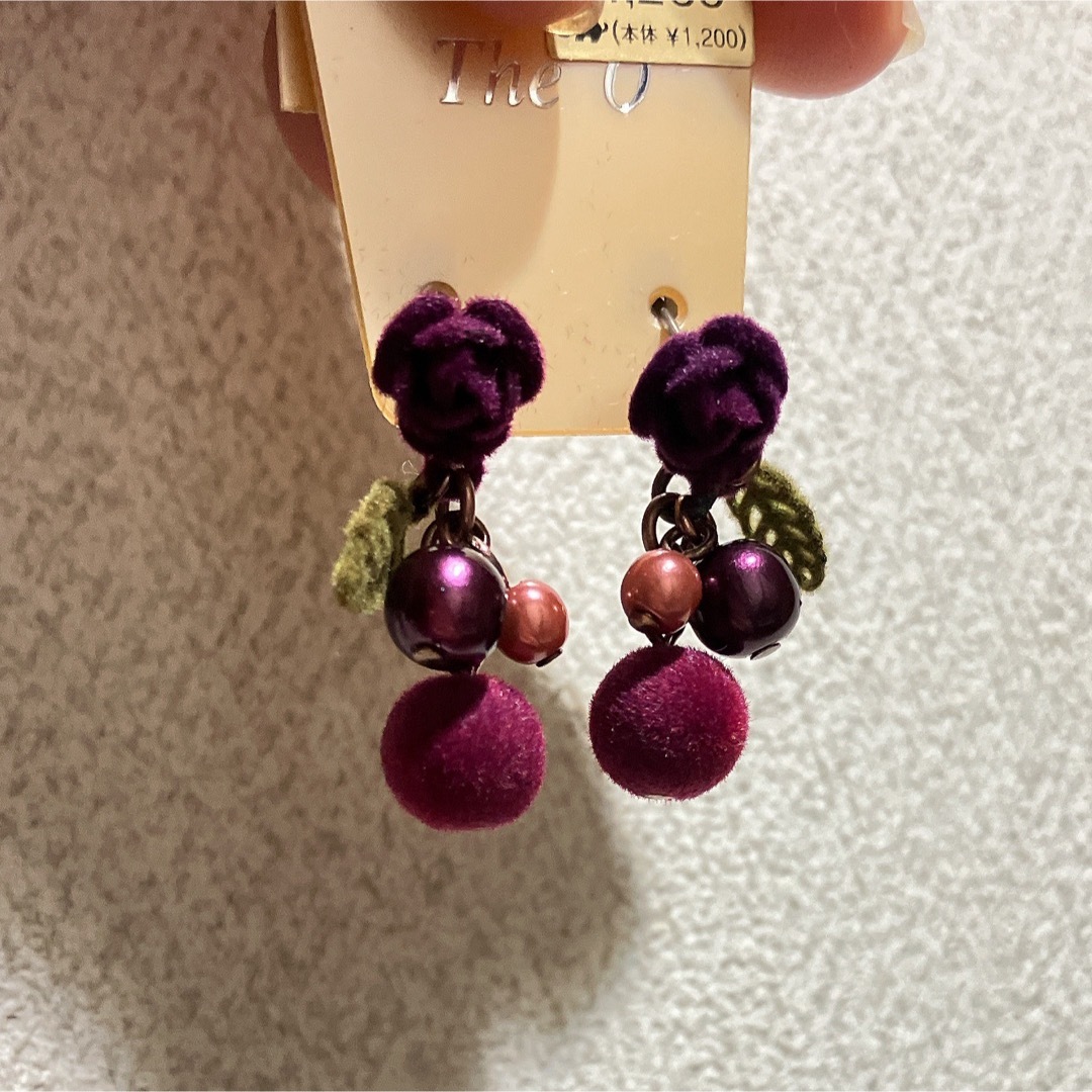 薔薇のピアス レディースのアクセサリー(ピアス)の商品写真