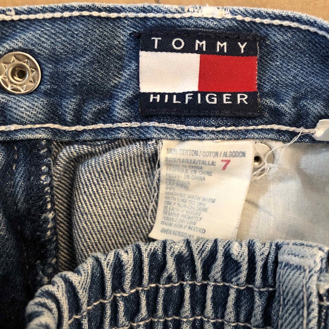 TOMMY HILFIGER(トミーヒルフィガー)のトミーヒルフィガー　120 デニム　ハーフパンツ　半ズボン キッズ/ベビー/マタニティのキッズ服男の子用(90cm~)(パンツ/スパッツ)の商品写真