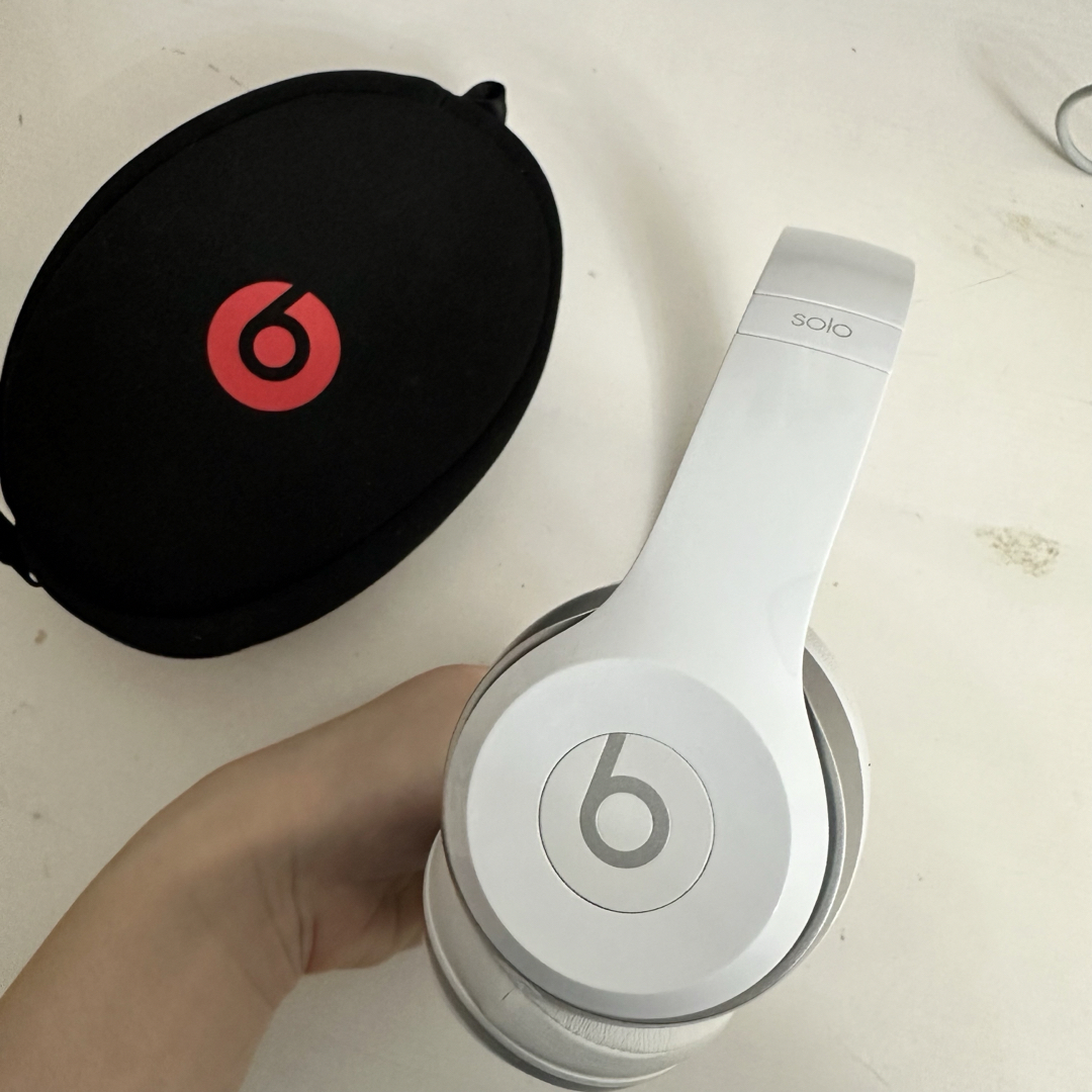 beats ヘッドフォン スマホ/家電/カメラのオーディオ機器(ヘッドフォン/イヤフォン)の商品写真