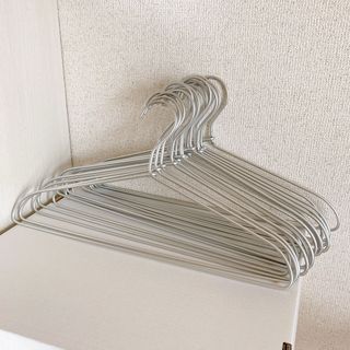 ムジルシリョウヒン(MUJI (無印良品))の20本セット 無印 アルミ洗濯ハンガー 42cm MUJI(押し入れ収納/ハンガー)