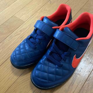 NIKE サッカー　ジュニア　シューズ　22センチ