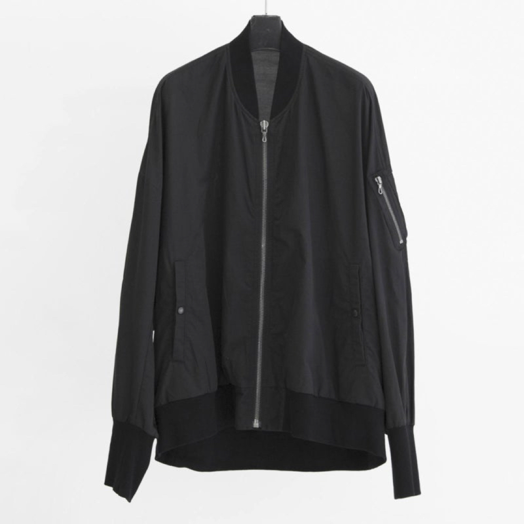 JULIUS(ユリウス)のユリウス ma-1 ブルゾン ボンバージャケット リックオウエンス sacai メンズのジャケット/アウター(ブルゾン)の商品写真