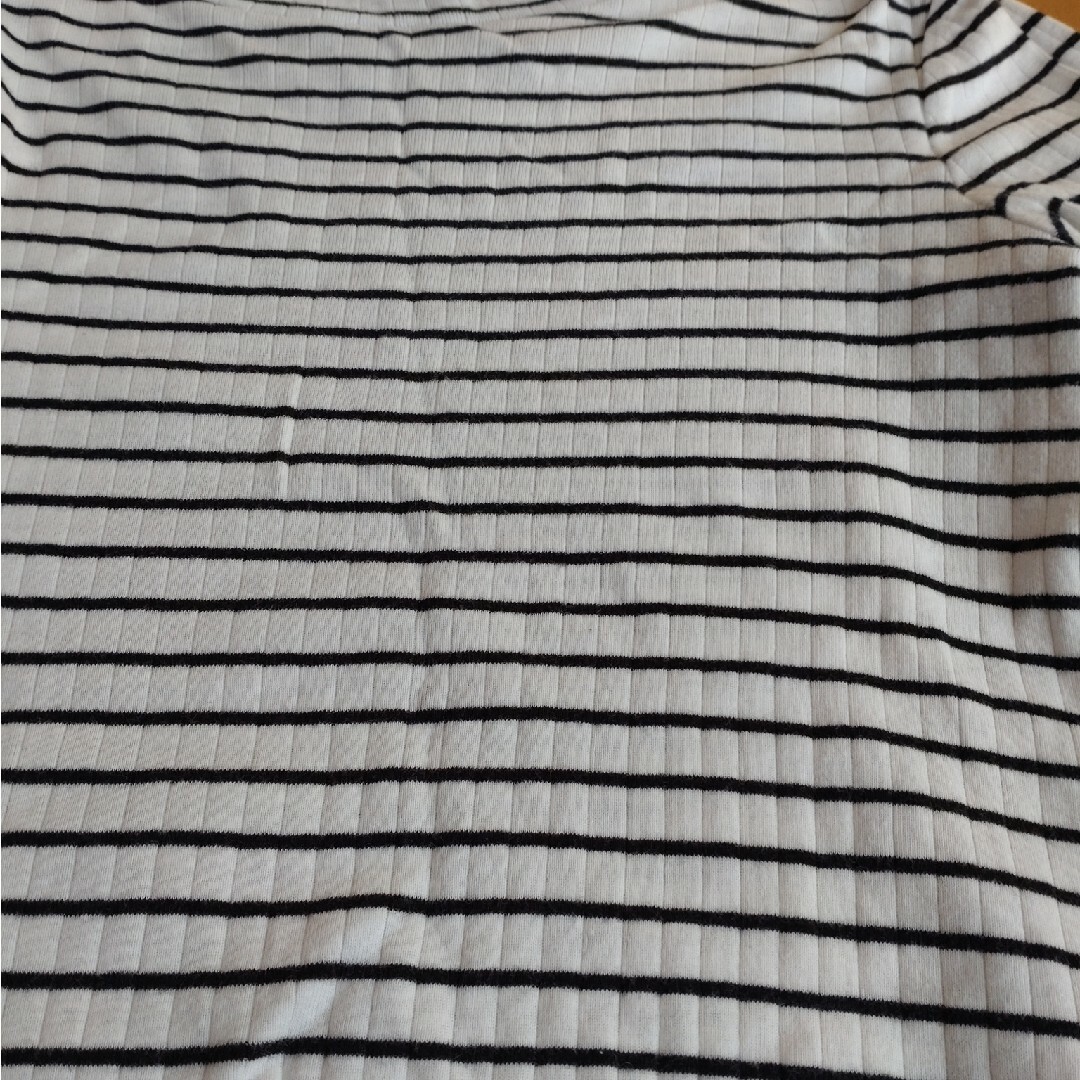 UNIQLO(ユニクロ)のユニクロ ボーダー カットソー Tシャツ  M レディースのトップス(カットソー(半袖/袖なし))の商品写真