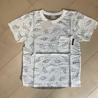 プティマイン(petit main)のプティマイン　恐竜総柄プリントTシャツ 120  新品未使用(Tシャツ/カットソー)