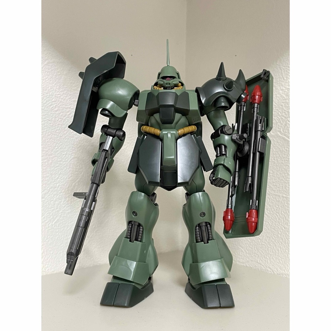 BANDAI(バンダイ)のHGUC 1/144 ギラ ドーガ エンタメ/ホビーのおもちゃ/ぬいぐるみ(プラモデル)の商品写真