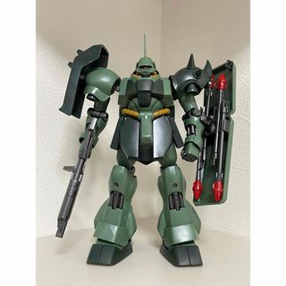 バンダイ(BANDAI)のHGUC 1/144 ギラ ドーガ(プラモデル)