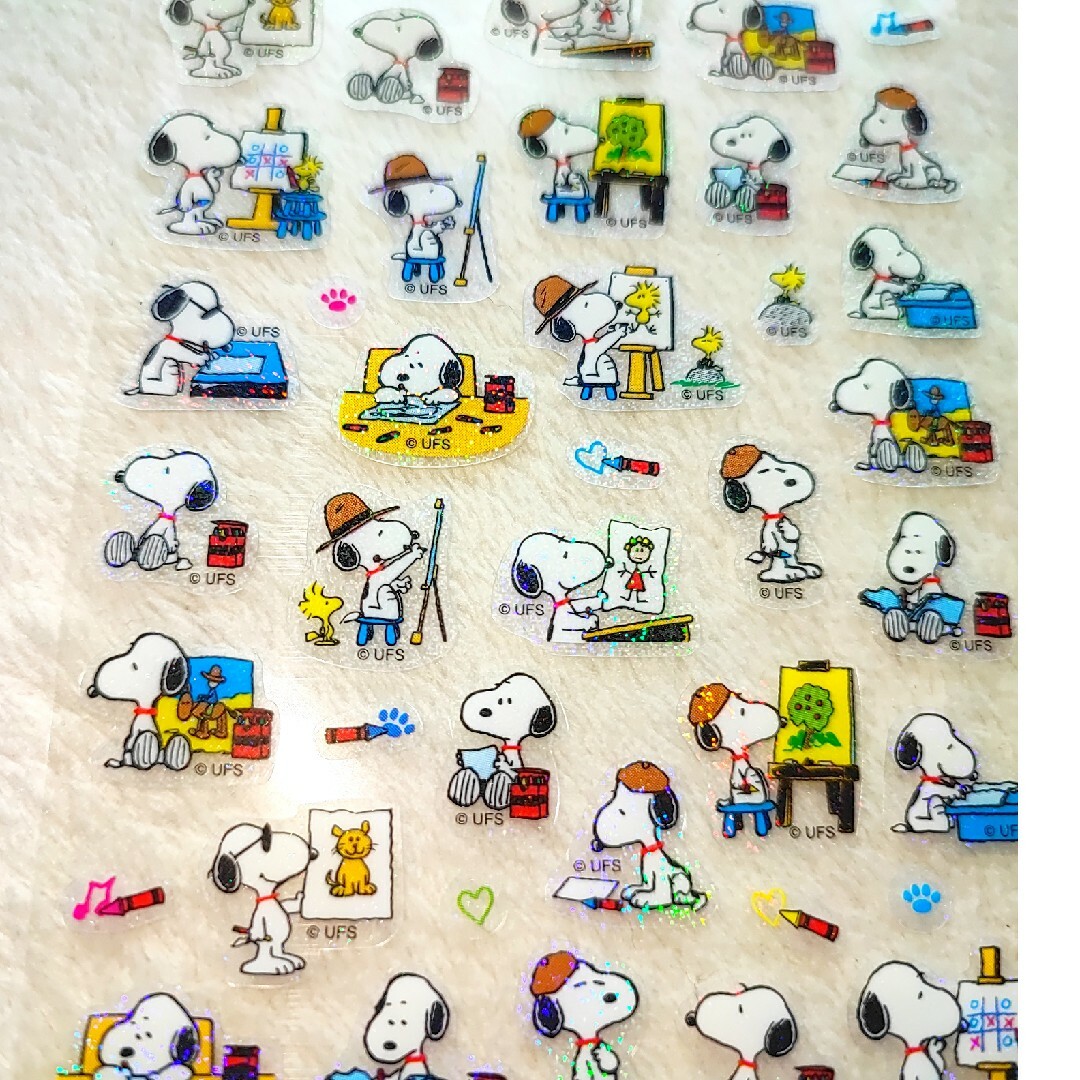 SNOOPY(スヌーピー)の●▲■　ラメ入り　スヌーピー　画家・美術　クリアシール インテリア/住まい/日用品の文房具(シール)の商品写真