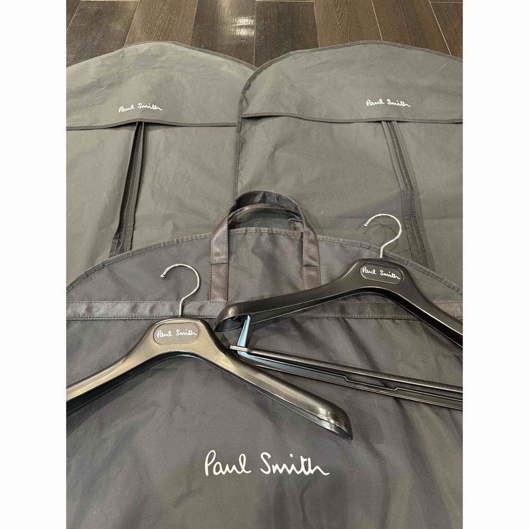 Paul Smith(ポールスミス)のPaul Smith ガーメントバッグ/スーツカバー ×3 ハンガー ×2 メンズのスーツ(その他)の商品写真