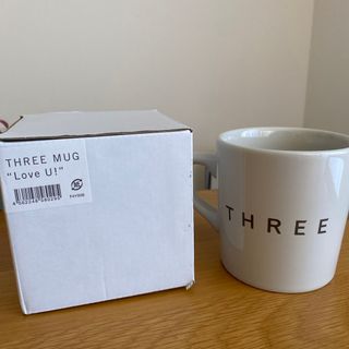 スリー(THREE)のthree ⭐︎マグカップ(グラス/カップ)