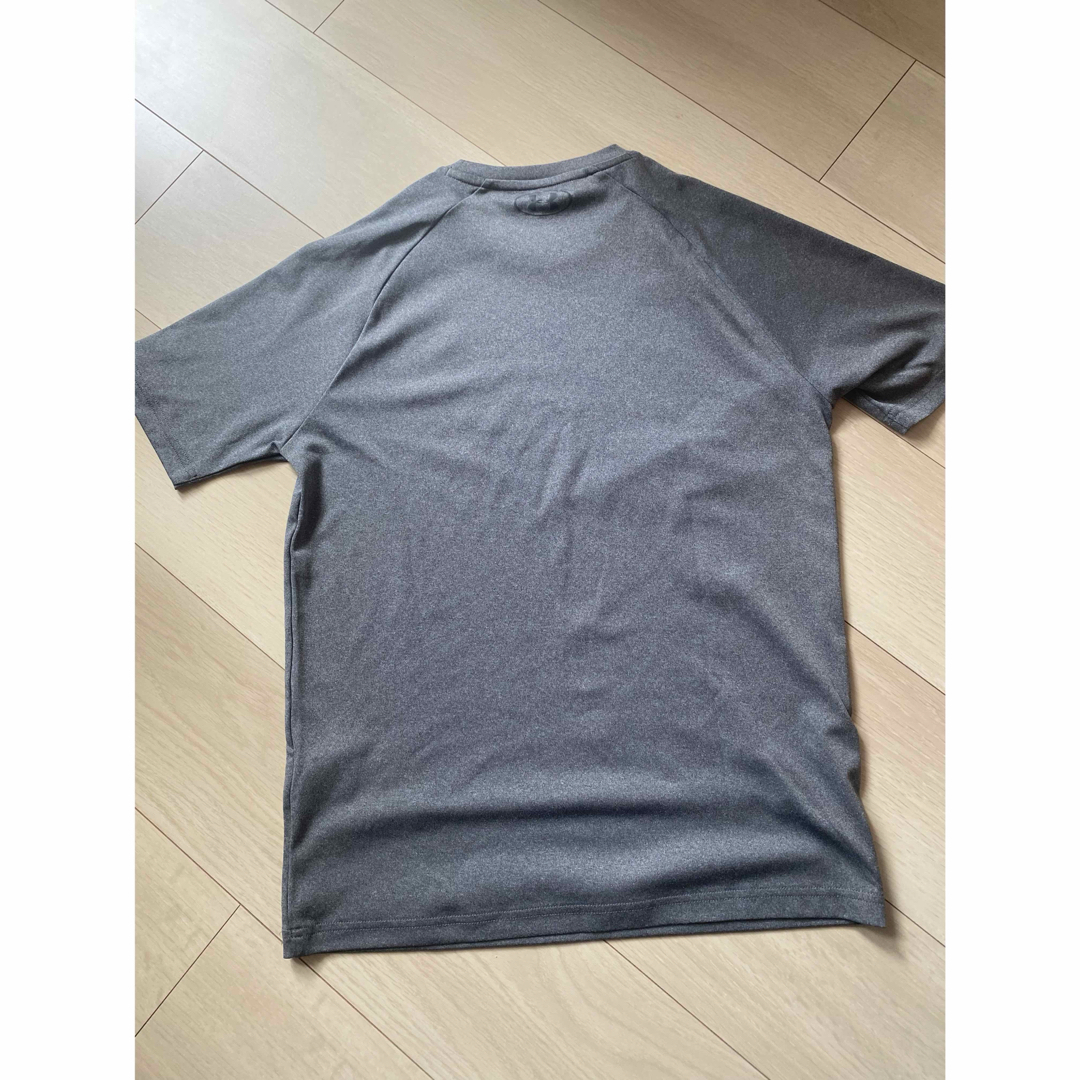 UNDER ARMOUR(アンダーアーマー)のアンダーアーマー　Tシャツ　SM(S) メンズのトップス(Tシャツ/カットソー(半袖/袖なし))の商品写真