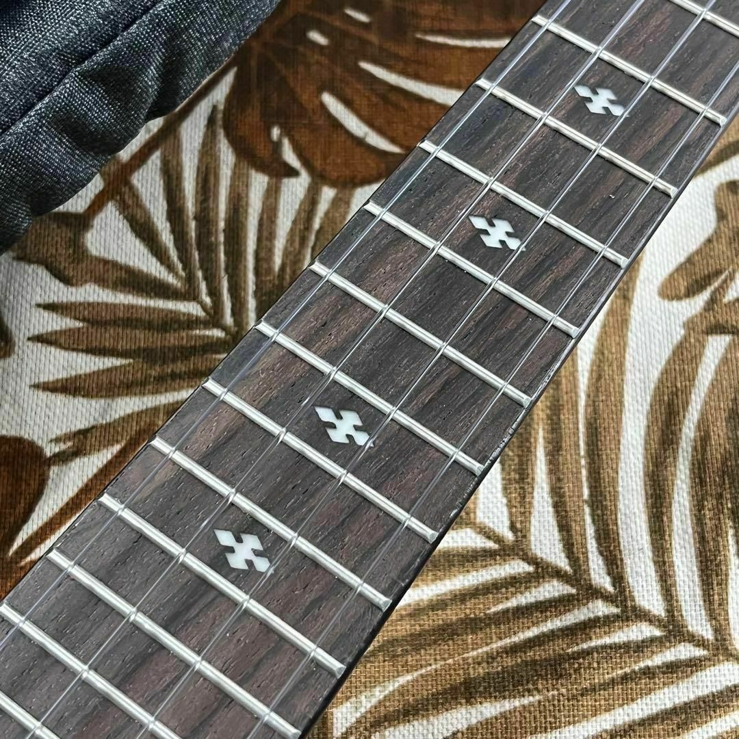 【Tom ukulele】アカシアコア材のコンサート・ウクレレ【ウクレレ専門店】 楽器のウクレレ(コンサートウクレレ)の商品写真