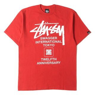 ステューシー(STUSSY)の美品 STUSSY ステューシー Tシャツ サイズ:M SWAGGER 12周年記念 ストックロゴ クルーネック 半袖Tシャツ レッド スワッガー コラボ トップス カットソー【メンズ】【中古】(Tシャツ/カットソー(半袖/袖なし))