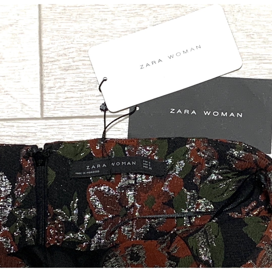 ZARA(ザラ)のZARA WOMAN  ボディコン  チューブトップワンピース  お花柄 S レディースのワンピース(ミニワンピース)の商品写真