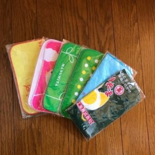 丸美屋 のりたま タオルハンカチ 7枚セット 2枚 350円(ノベルティグッズ)