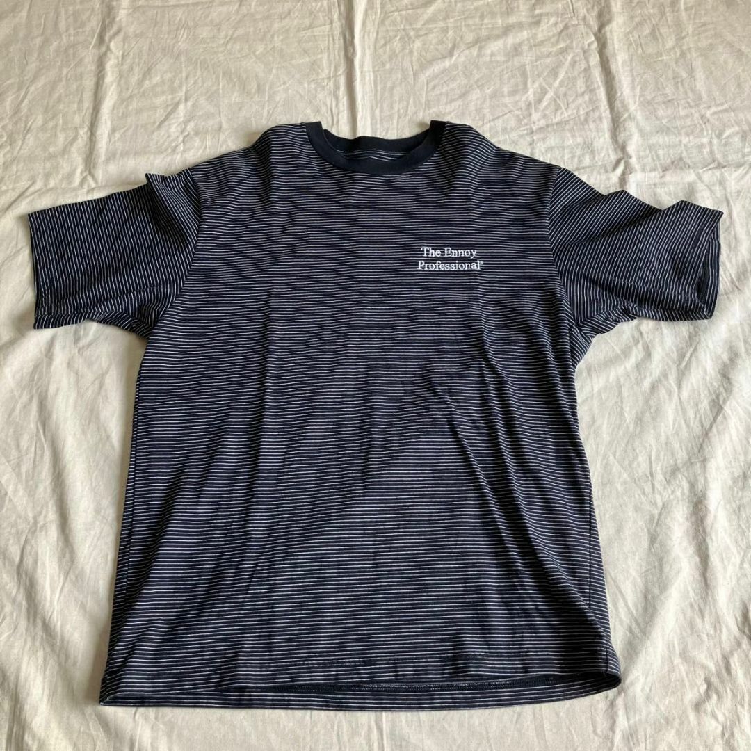 1LDK SELECT(ワンエルディーケーセレクト)のEnnoy Boder T-Shirt BLACK　スタイリスト私物　L メンズのトップス(Tシャツ/カットソー(半袖/袖なし))の商品写真
