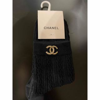 シャネル(CHANEL)のmm様専用　Chanelレディースソックス1足 、ヘアピン2個新品未使用(ソックス)