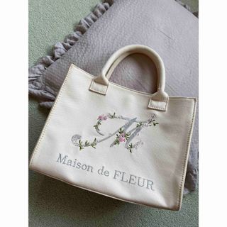 メゾンドフルール(Maison de FLEUR)のMaison de FLEUR カバン(トートバッグ)