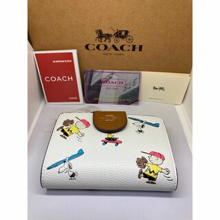 COACH - COACH　コーチ　C4899　二つ折り財布　コーチ×ピーナッツ　スヌーピー　