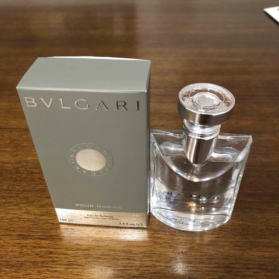 BVLGARI(ブルガリ)のブルガリプールオム　100ml ほぼ新品！ コスメ/美容の香水(香水(男性用))の商品写真