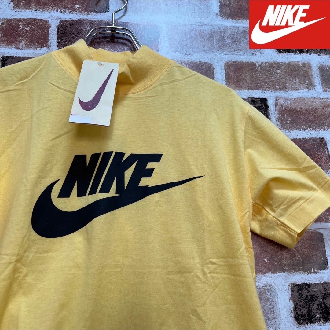 NIKE(ナイキ)の新品未使用タグ付き❗️ナイキ　ヴィンテージ　Tシャツ❗️ レディースのトップス(Tシャツ(半袖/袖なし))の商品写真