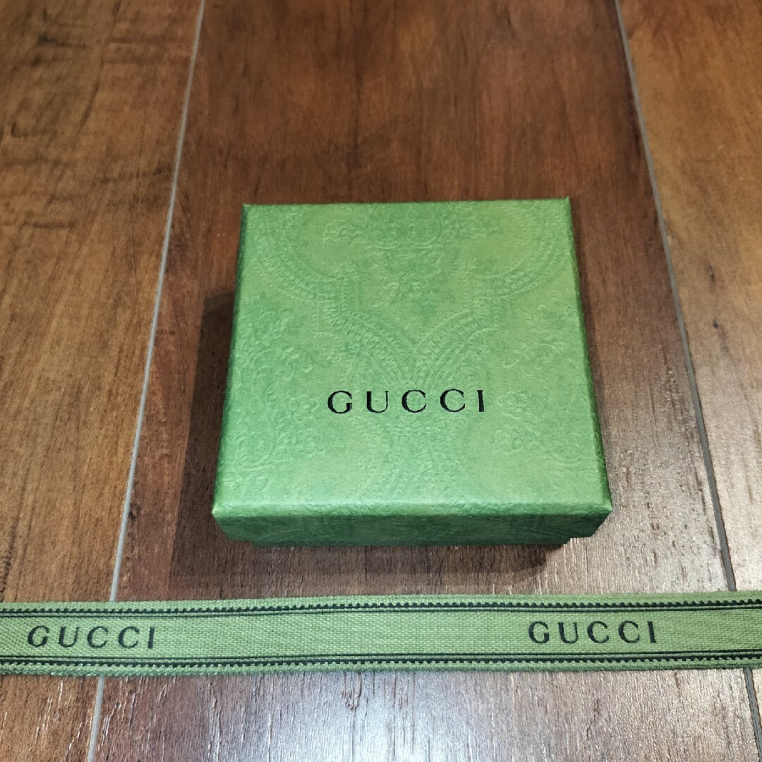 Gucci(グッチ)のGUCCI　グッチ　アクセサリーギフト用箱 レディースのバッグ(ショップ袋)の商品写真