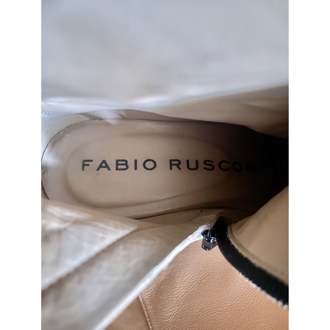 FABIO RUSCONI(ファビオルスコーニ)のFABIO RUSCONI セットバックヒールバックジップブーツ レディースの靴/シューズ(ブーツ)の商品写真