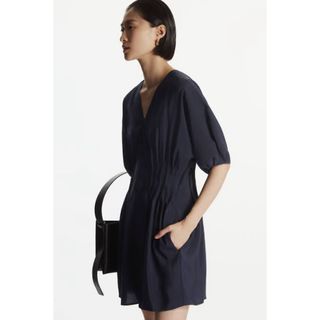 COS - V-NECK PLEATED PLAYSUIT