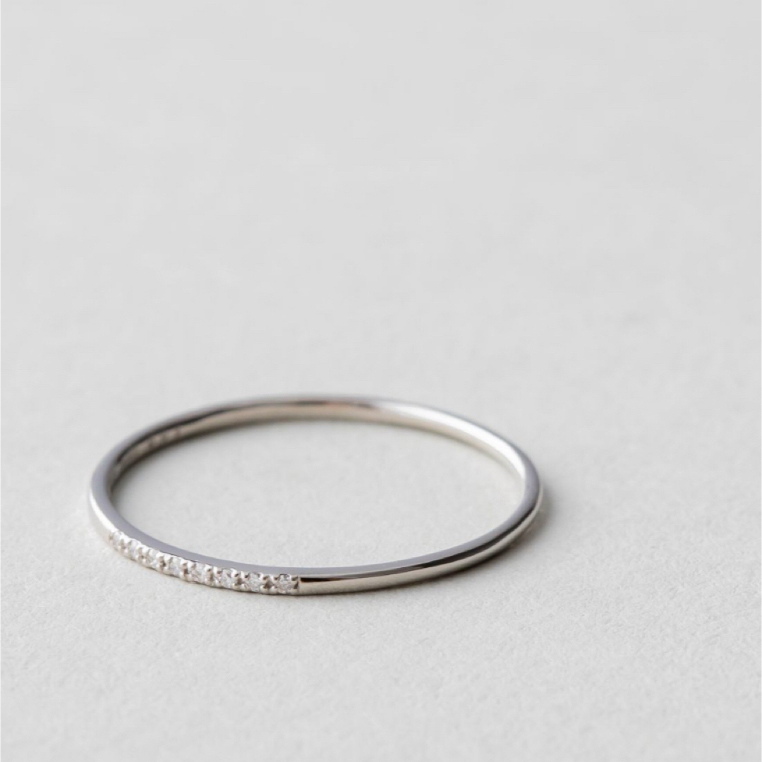 ete(エテ)のete bijoux  PT900 スキニー ダイヤモンド リング レディースのアクセサリー(リング(指輪))の商品写真