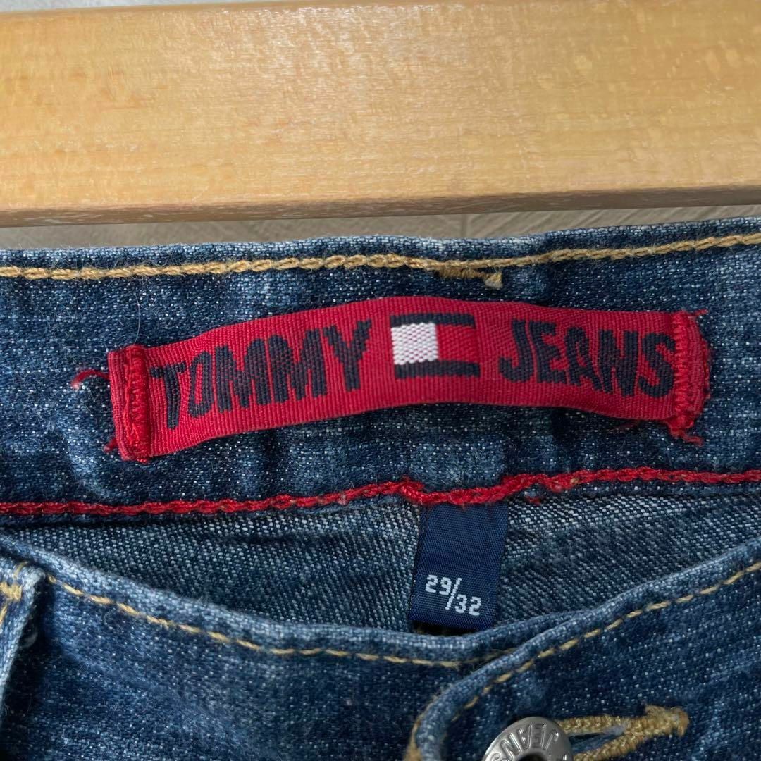 TOMMY JEANS(トミージーンズ)のTOMMY デニム パンツ Gパン ストレート 刺繍 ワンポイント ロゴ メンズ メンズのパンツ(デニム/ジーンズ)の商品写真