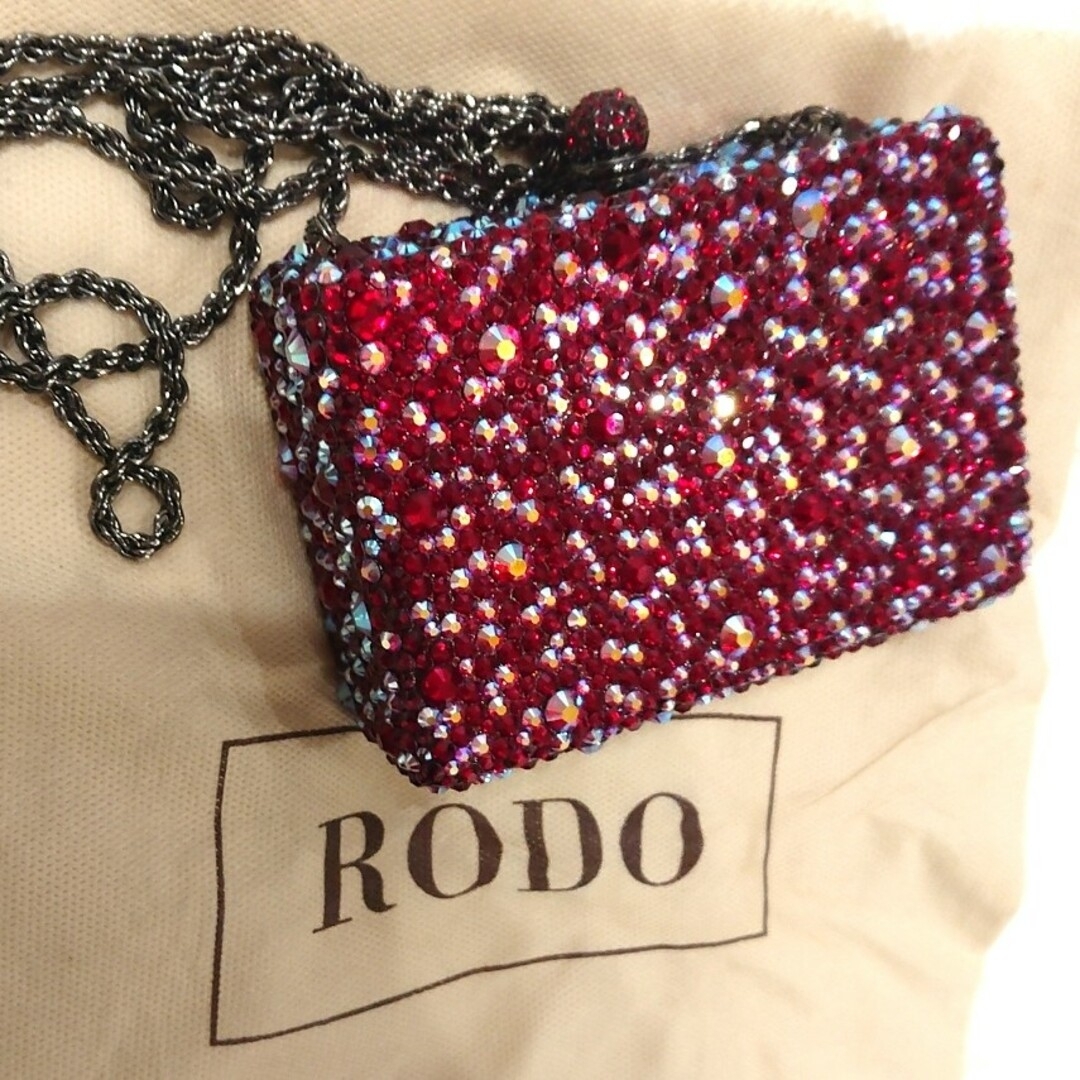 SWAROVSKI(スワロフスキー)のRODO  スワロフスキー  パーティバッグ  クラッチバッグ 赤 レディースのバッグ(クラッチバッグ)の商品写真