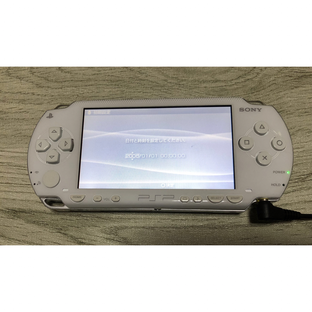 PlayStation Portable(プレイステーションポータブル)のPSP 1000 3台まとめ売り　ジャンク エンタメ/ホビーのゲームソフト/ゲーム機本体(携帯用ゲーム機本体)の商品写真