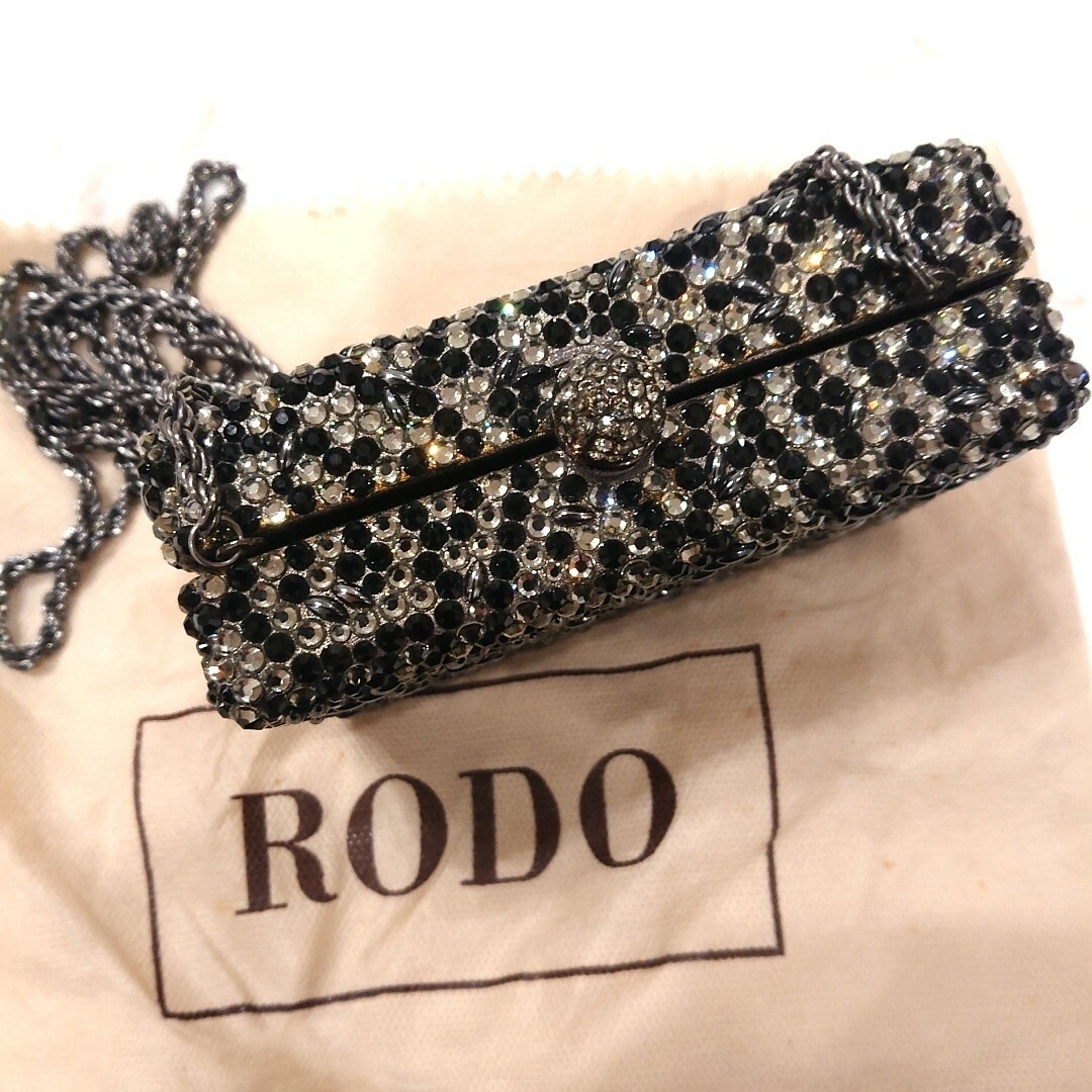 RODO  ロド  スワロフスキー 黒  パーティバッグ  クラッチバッグ レディースのバッグ(クラッチバッグ)の商品写真