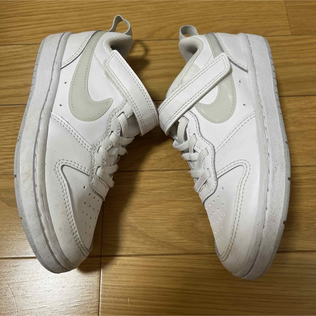 NIKE(ナイキ)のナイキ　NIKE 19センチ キッズ/ベビー/マタニティのキッズ靴/シューズ(15cm~)(スニーカー)の商品写真