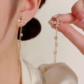 ピアス 花 クローバー ダイヤロング 高品質 最新 韓国 シンプル 揺れる 人気(ピアス)