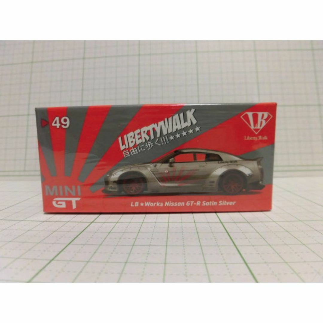 49右2 MINI GT 1/64 日産 GT-R R35 スカイラインドリフト エンタメ/ホビーのおもちゃ/ぬいぐるみ(ミニカー)の商品写真