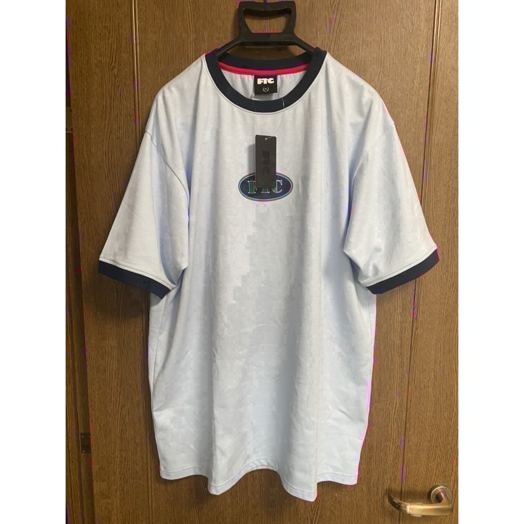 FTC(エフティーシー)のFTC OVAL LOGO RINGER TEE リンガー Tシャツ ブルー メンズのトップス(Tシャツ/カットソー(半袖/袖なし))の商品写真