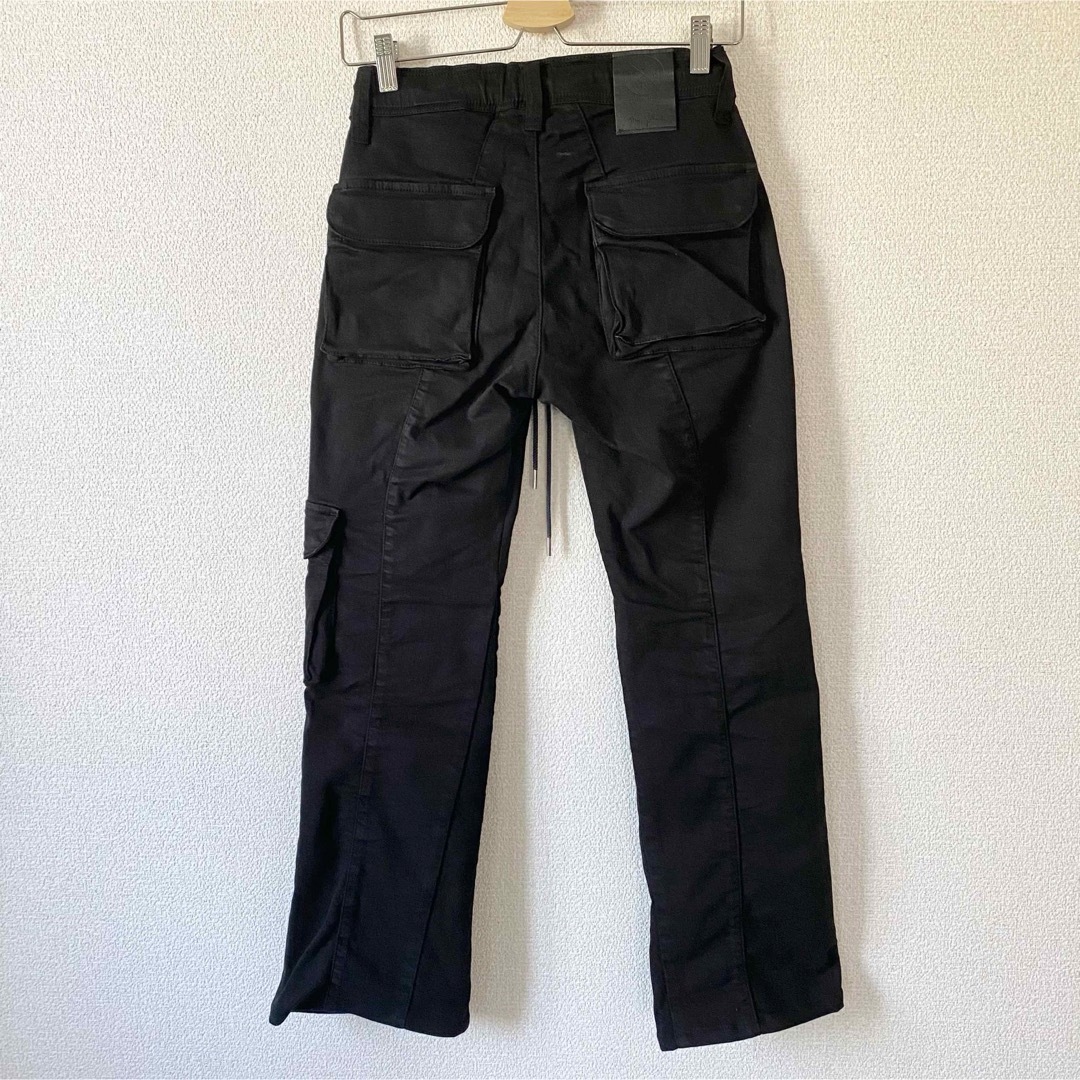 SURT(サート)のBIG JOHN × SURT CARGO PANTS カーゴパンツ ブラック メンズのパンツ(ワークパンツ/カーゴパンツ)の商品写真