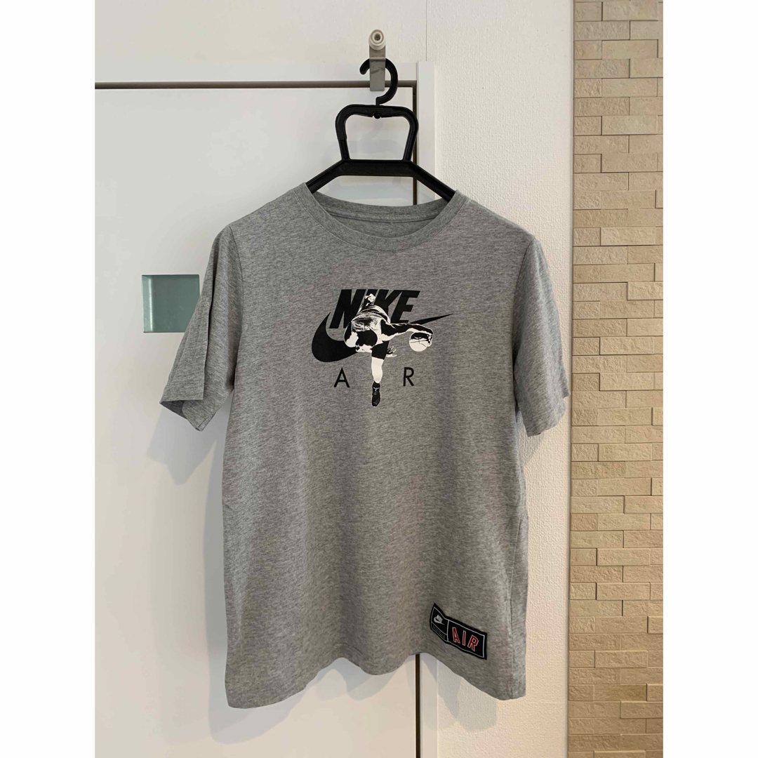 NIKE(ナイキ)のNIKE エアジョーダン　Tシャツ　AJ1 グレー　美品 メンズのトップス(Tシャツ/カットソー(半袖/袖なし))の商品写真