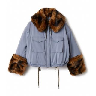 新品　LEINWANDE ラインヴァンドFur Mittens Jacket(ダウンジャケット)