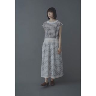 ミナペルホネン(mina perhonen)のミナペルホネン　piha+anemone ドレス　light beige(ロングワンピース/マキシワンピース)