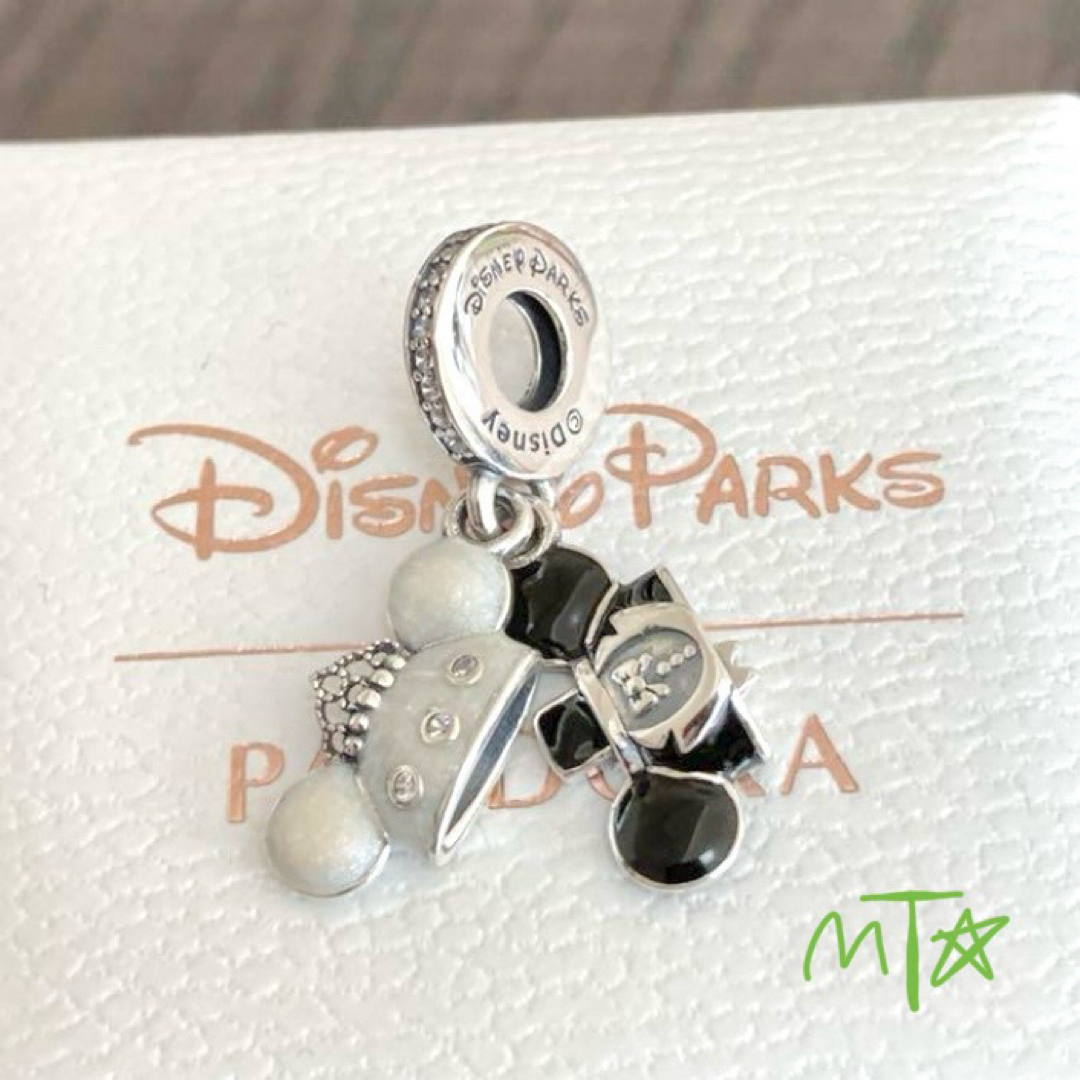 Disney(ディズニー)のPandora Disney Mickey Minnie Wedding レディースのアクセサリー(チャーム)の商品写真