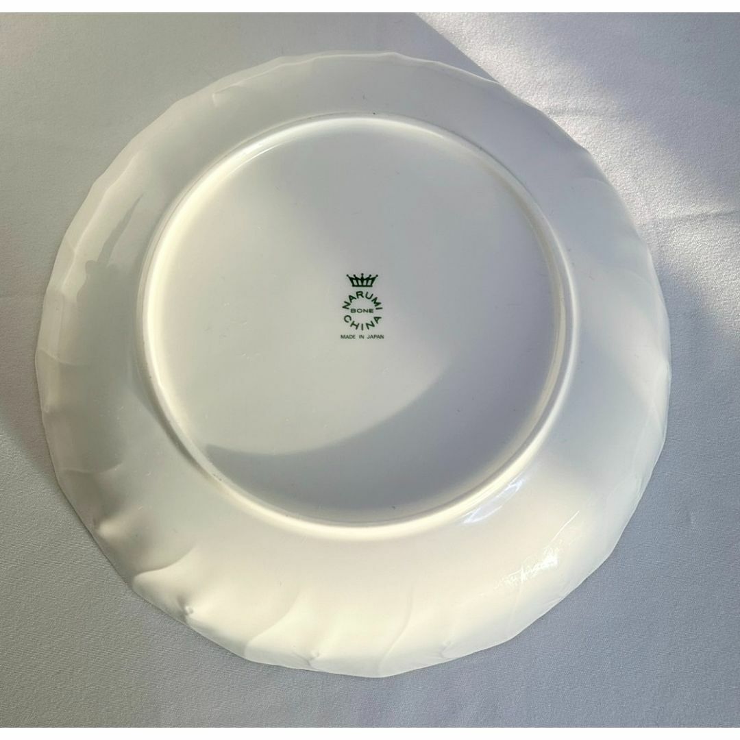 NARUMI(ナルミ)のNARUMI ボーンチャイナ 陶器製 大皿 丸皿 プレート 金縁 ブルーリーフ インテリア/住まい/日用品のキッチン/食器(食器)の商品写真