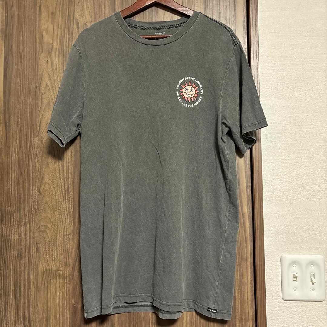 volcom(ボルコム)のVolcom Tシャツ　Mサイズ　スミクロ メンズのトップス(Tシャツ/カットソー(半袖/袖なし))の商品写真