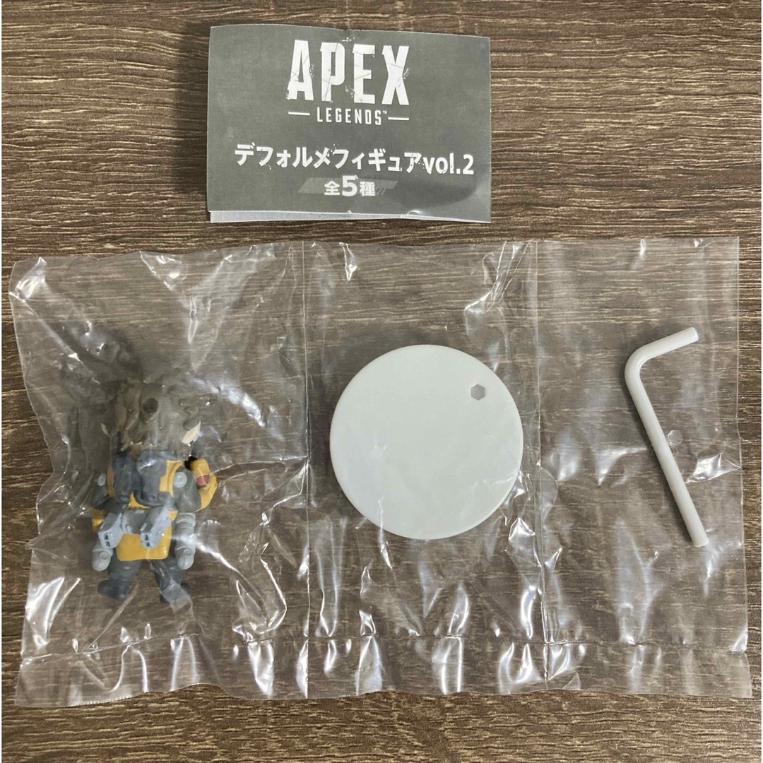 BUSHIROAD(ブシロード)のAPEX LEGENDS デフォルメフィギュアvol.2 コースティック エンタメ/ホビーのおもちゃ/ぬいぐるみ(キャラクターグッズ)の商品写真